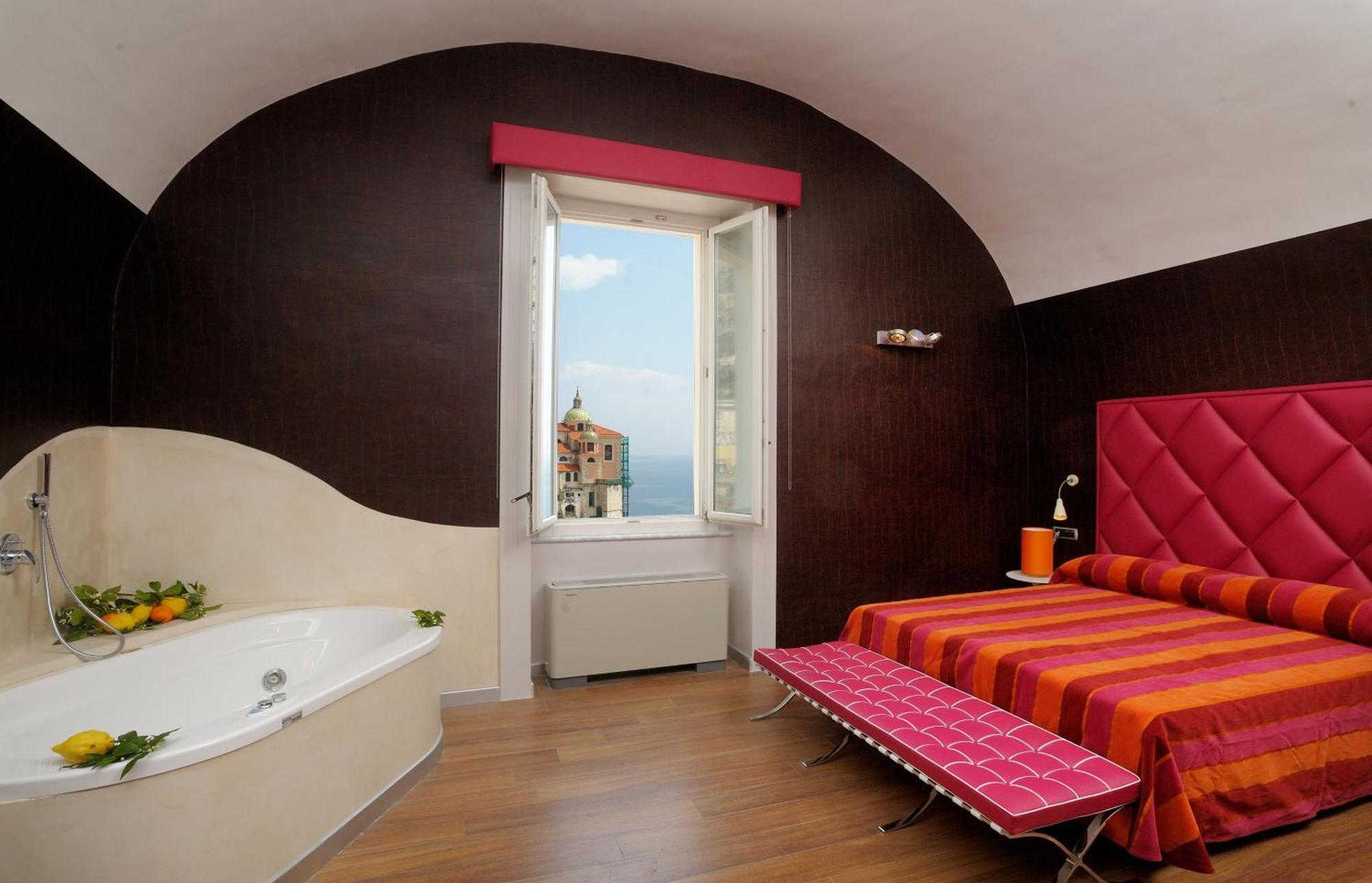 Palazzo Ferraioli - Hotel & Wellness Atrani Eksteriør billede