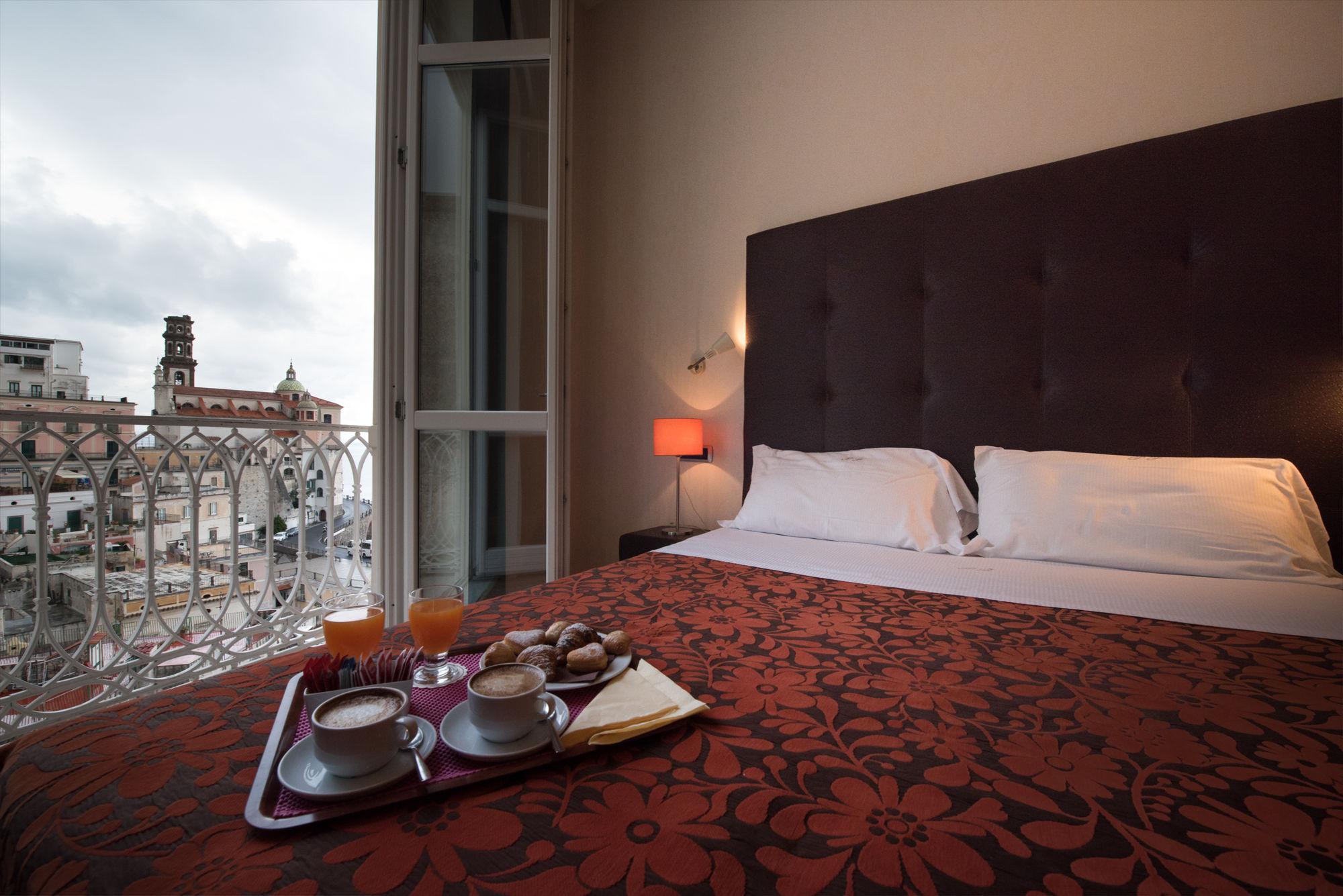 Palazzo Ferraioli - Hotel & Wellness Atrani Eksteriør billede